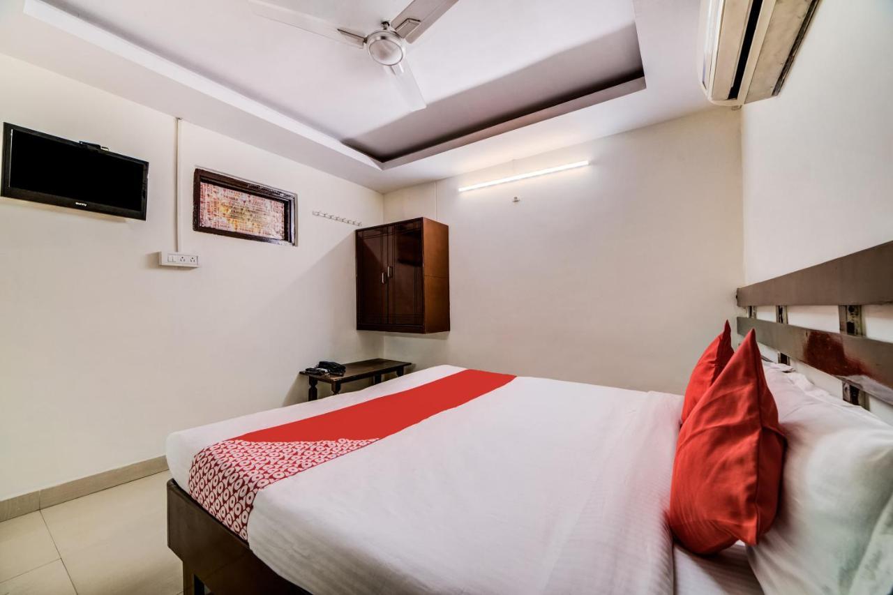 Oyo 33504 Hotel Ananda Inn Хайдарабад Экстерьер фото