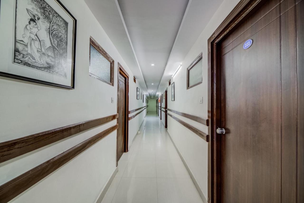 Oyo 33504 Hotel Ananda Inn Хайдарабад Экстерьер фото