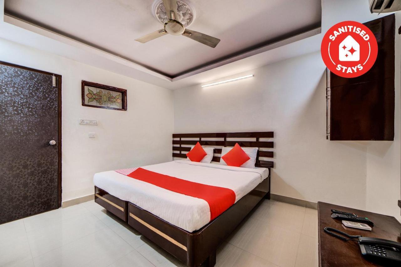 Oyo 33504 Hotel Ananda Inn Хайдарабад Экстерьер фото