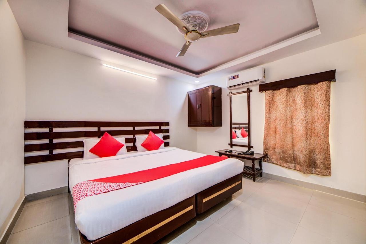 Oyo 33504 Hotel Ananda Inn Хайдарабад Экстерьер фото