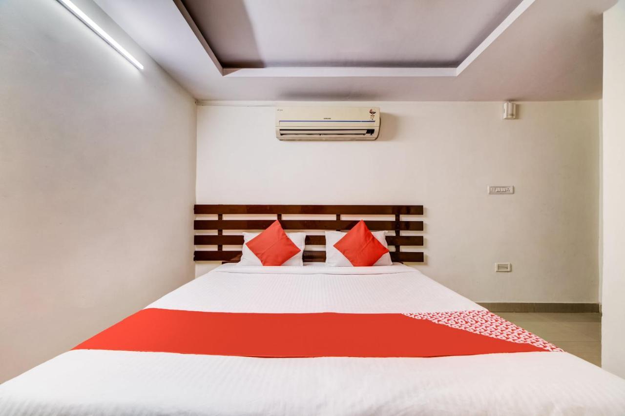 Oyo 33504 Hotel Ananda Inn Хайдарабад Экстерьер фото