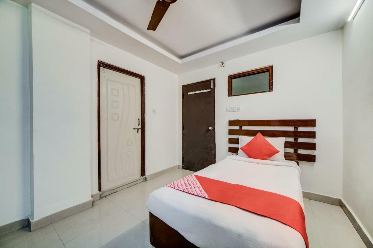 Oyo 33504 Hotel Ananda Inn Хайдарабад Экстерьер фото